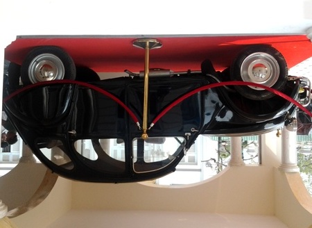 Đầu năm thăm thú nhà “Công tử Bạc Liêu” - 3 Một chiếc xe hơi công tử.