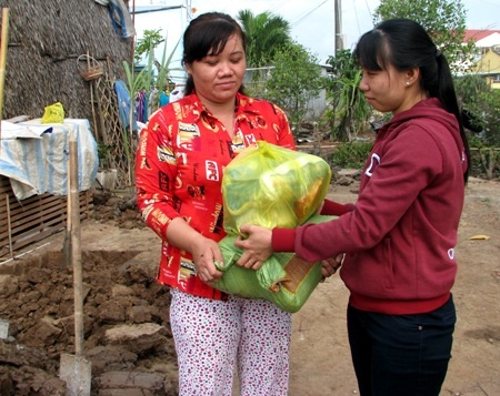 Khởi công xây nhà mới cho gia đình cháu Trần Chí Khang - 2 Thông qua báo