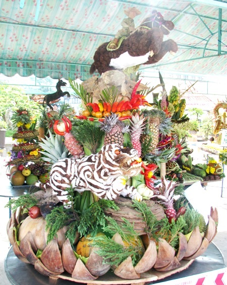 Một số hình ảnh long lân quy phụng. (Ảnh: Huỳnh Hải)