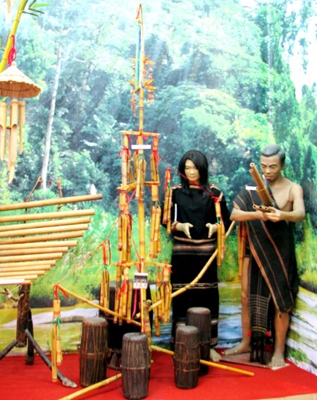 Không gian âm nhạc của đồng bào vùng cao. (Ảnh: Huỳnh Hải)