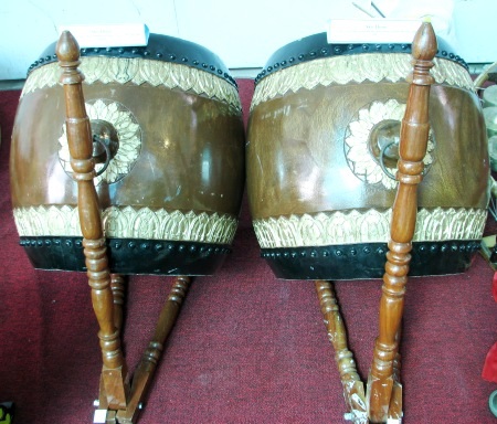 Skô Thum- một nhạc cụ không thể thiếu trong dàn nhạc ngũ âm.