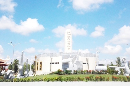 Festival góp phần đưa nghệ thuật đờn ca tài tử tỏa sáng - 11 Khánh thành di tích quốc gia Khu lưu niệm nghệ thuật ĐCTT và nhạc sĩ Cao Văn Lầu.