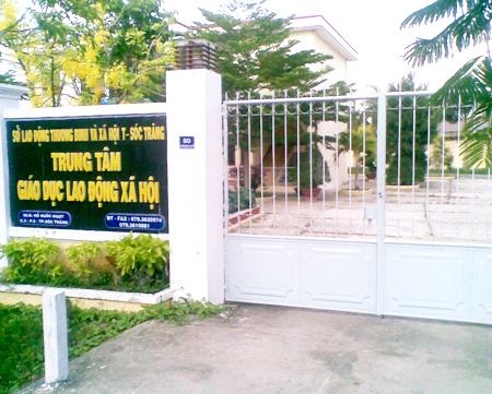 Trung tâm cai nghiện bị tố bạo hành dã man khiến học viên tự tử - 5 ...và giấy ra viện của Nhân.