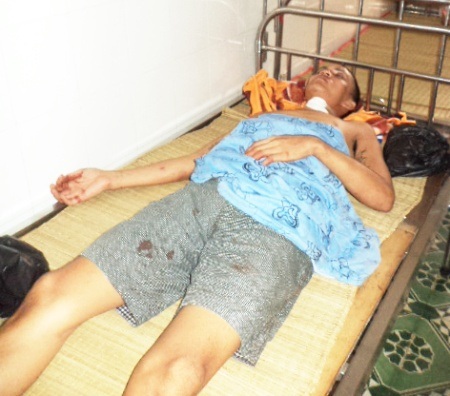 Lê Trọng Nhân lúc còn nằm điều trị ở bệnh viện...