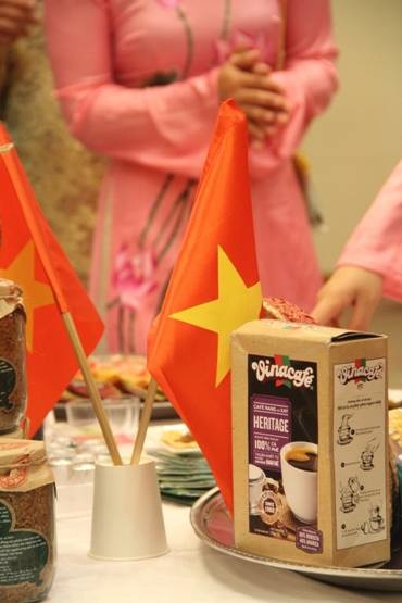 Vinacafe - Thương hiệu Quốc gia: Giá trị di sản, nguyên bản, đậm chất Việt - 2 Vinacafé là thương hiệu cà phê duy nhất đồng hành cùng chương trình SSEAYP tôn vinh giá trị Việt