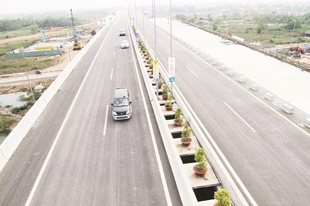 Đi tìm cơ chế “bán” đường cao tốc - 1 Đường cao tốc TP. HCM - Long Thành - Dầu Giây. Ảnh: ST