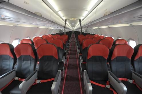 Chiếc máy bay A321 thứ 9.000 của Airbus thuộc về Vietjet - 4 Lối đi rộng thoáng và nội thất trên tàu bay mới A321 Vietjet