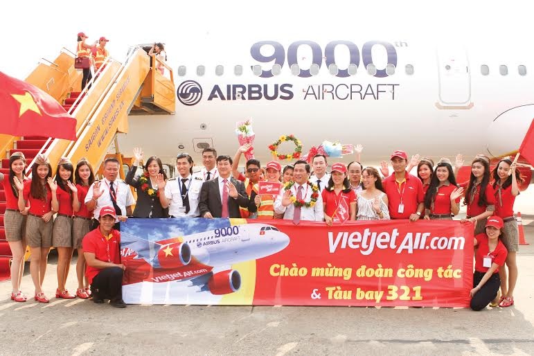 Vì sao doanh nhân “ngả sang” SkyBoss? - 1 Đón tàu bay A321 - tàu bay thứ 9.000 của Airbus để phục vụ hạng ghế SkyBoss