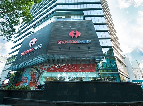 Techcombank báo lãi hơn 400 tỷ đồng trong quý 1 - 1 Đọc những thông tin kinh tế - tài chính mới nhất trên