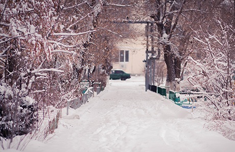 Những con đường tuyết quen thuộc với người dân Nga chìm trong tuyết trắng