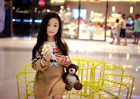 Cô bé 6 tuổi xinh như thiên thần "đốn tim" dân mạng - 5 M.C