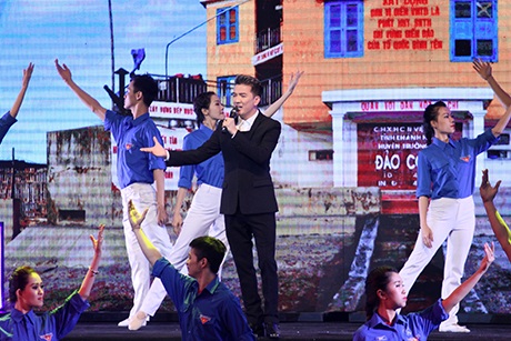 Đàm Vĩnh Hưng khép lại đêm nhạc ấn tượng với ca khúc