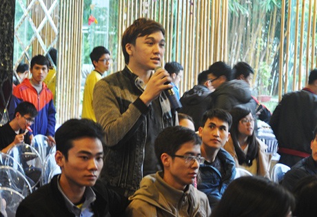CEO trẻ chia sẻ thành công nhờ "không gục ngã sau thất bại" - 1 Các bạn học sinh, sinh viên tài năng tham gia buổi giao lưu học hỏi kinh nghiệm từ CEO trẻ
