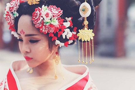 Ngỡ ngàng bộ cosplay phim Võ Tắc Thiên cực chất của thiếu nữ Việt - 9 Từ phục trang tới hóa trang đều được đầu tư công phu