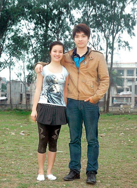 "Phim giả tình thật" đến chuyện yêu xa của 9X Việt từng "gây bão" ở Hungary - 1 Ninh Đức Hoàng Long và bạn gái