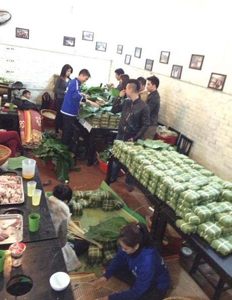 2015 chiếc bánh chưng Tết ấm lòng bệnh nhân nghèo - 1 2015 chiếc bánh chưng Tết ấm lòng bệnh nhân nghèo