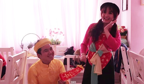 Clip hài "trăm phương ngàn kế" kiếm lì xì ngày Tết - 1 M.C