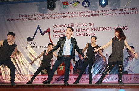 Những cô nàng ham vật chất của Nguyễn Minh Quang