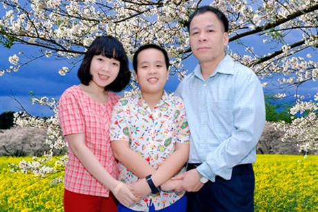 Bài thơ tặng mẹ gây xúc động của “thần đồng” Đỗ Nhật Nam - 1 Gia đình Đỗ Nhật Nam