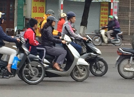 Ảnh chụp trên đường Xuân Thủy