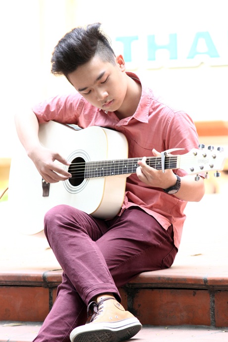 Buổi thi tài năng quy tụ 10 anh chàng nổi bật nhất của trường THPT Phan Đình Phùng, Hà Nội