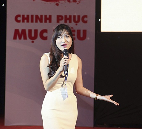 Hoa khôi Ngoại thương giành giải Nhất cuộc thi khởi nghiệp - 2 Bài thuyết trình ấn tượng mang về giải nhất cho Mai Trang