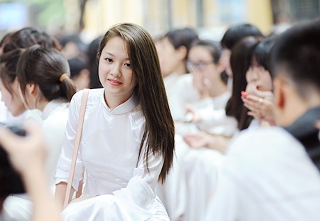 Vẻ đẹp trong sáng, đáng yêu của nữ sinh Phan Đình Phùng