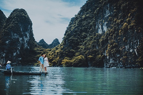 Thêm bộ ảnh cưới trên mặt nước đẹp như mơ - 10 Quần thể danh thắng Tràng An đẹp như tranh