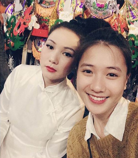 Những “hot girl” Việt thừa hưởng nhan sắc từ mẹ - 2 Hai người ở bên nhau giống như hai... chị em
