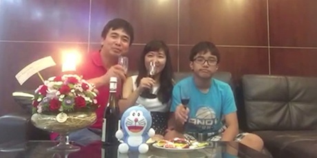 Clip chúc mừng sinh nhật hút ngàn lượt like của cặp đôi Hà thành - 6 Gia đình của Phoanh cũng xuất hiện cùng những lời chúc ý nghĩa