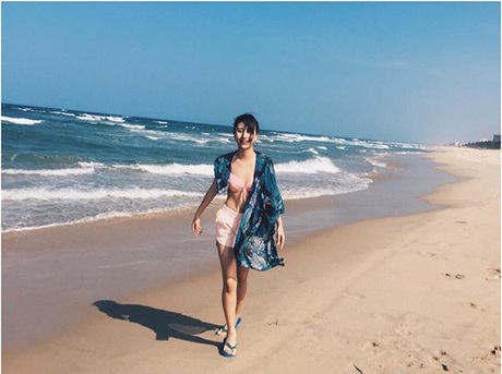 Các "hot girl" làm gì trong kỳ nghỉ lễ 6 ngày? - 6 Quỳnh Anh Shyn vừa trở về sau chuyến du lịch Thái Lan lại tiếp tục đi chơi Đà Nẵng cùng gia đình