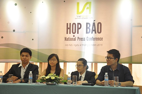 Sau du học, bạn trẻ quyết định ở lại hay về nước cống hiến? - 1 Sau du học, bạn trẻ quyết định ở lại hay về nước cống hiến?
