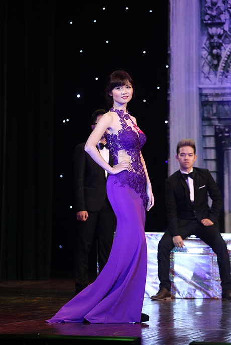 Trình diễn trang phục tự chọn