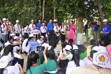 Các em được nghe kể những câu chuyện về Bác Hồ tại đây