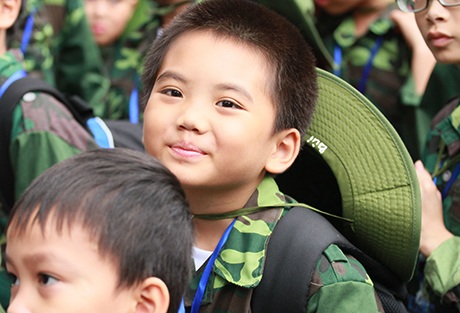 Các em học sinh Hà Nội có cơ hội học hỏi, làm quen với môi trường quân đội