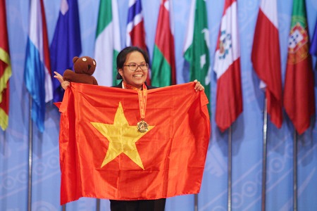 Phạm Mai Phương ngày nhận giải HCV Olympic Hóa học