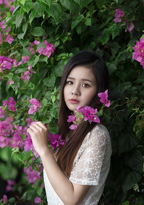 Bất ngờ xuất hiện "bản sao hot girl Midu" sinh năm 1992 - 5 Rất nhiều khuôn hình nhìn Thủy giống với hot girl Midu