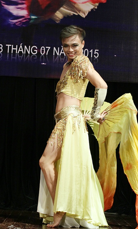 Đặng Cao Hiếu - chàng trai có niềm đam mê cháy bỏng với bellydance