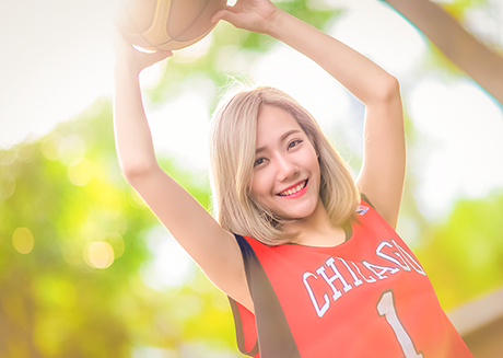 Cô gái 9x Hải Phòng cuốn hút với tóc bạch kim, mặt V-line - 3 Hằng là một cô gái năng động, yêu thể thao