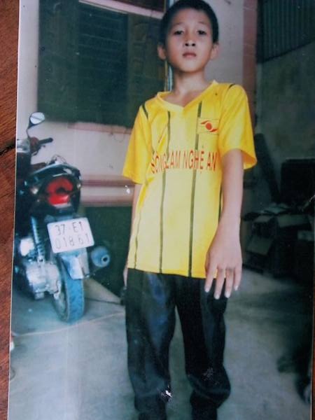 Công an xã ép cháu bé 10 tuổi nhận tội vì nghi ngờ ăn trộm chim - 1 Công an xã ép cháu bé 10 tuổi nhận tội vì nghi ngờ ăn trộm chim
