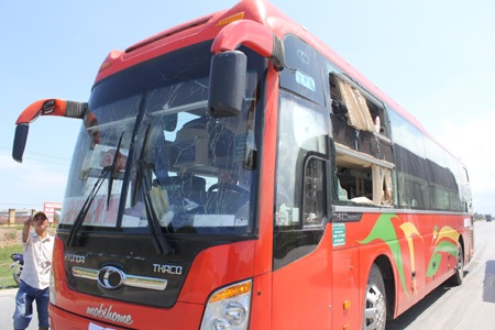 Ngày 30/9, một vụ nổ đã xảy ra trên xe khách ở Nghệ An, nguồn nổ là một gói hàng khách gửi.