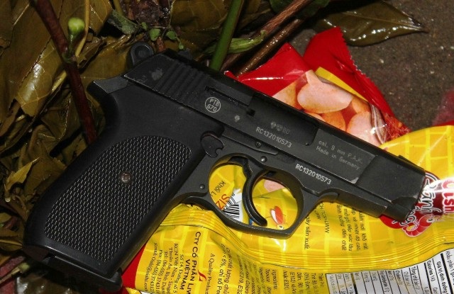 Quán cà phê, karaoke nơi xảy ra vụ nổ súng.