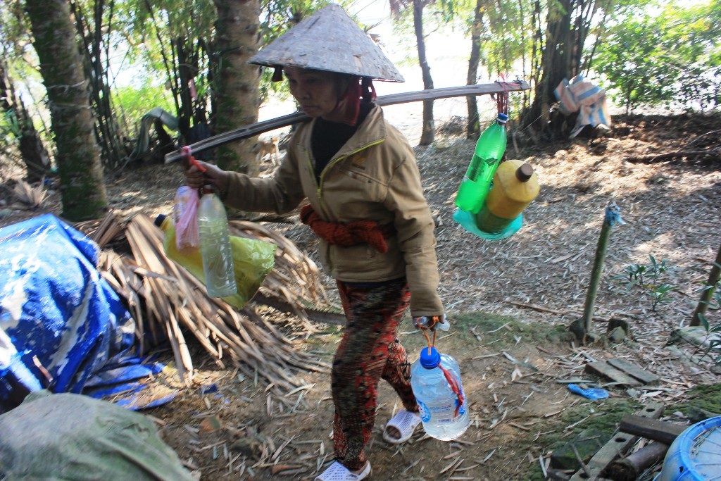 Hai ông bà sống với nhau đã 40 năm nhưng không đăng ký kết hôn, không sổ hộ khẩu, không CMND.