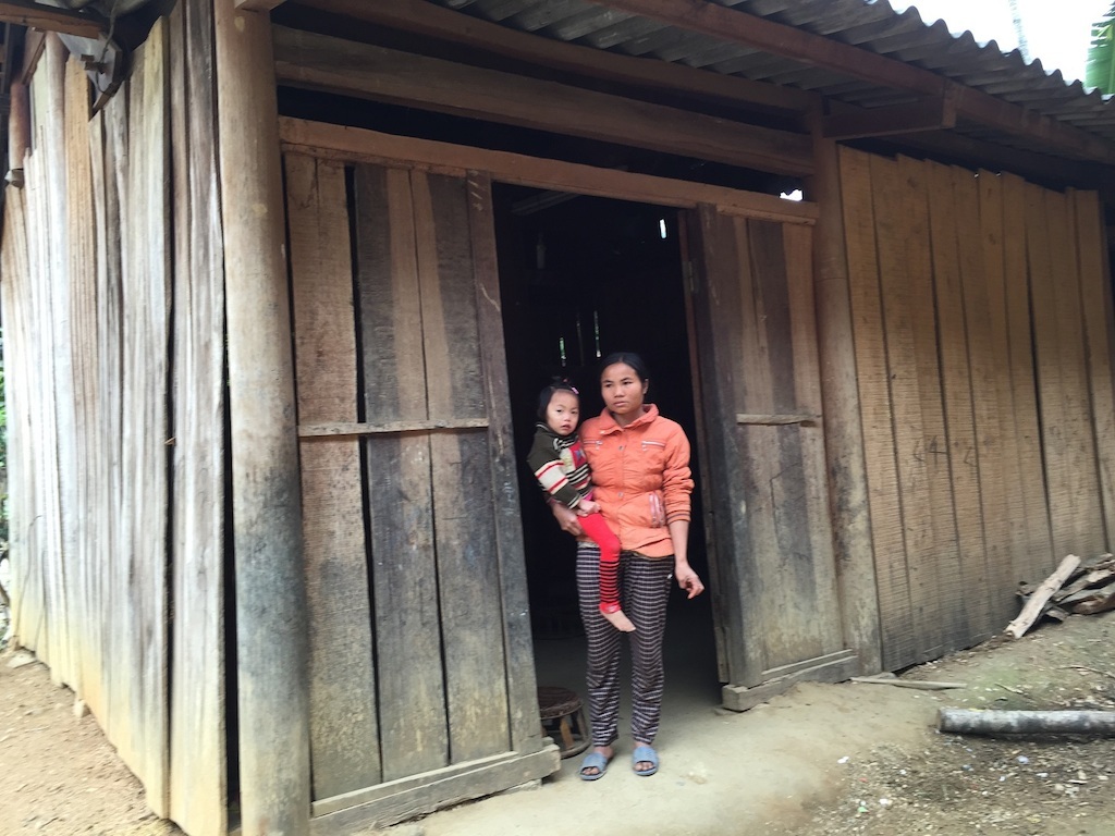 Thiếu 50 triệu đồng, nữ sinh lớp 8 chết mòn vì gãy xương đùi phức tạp