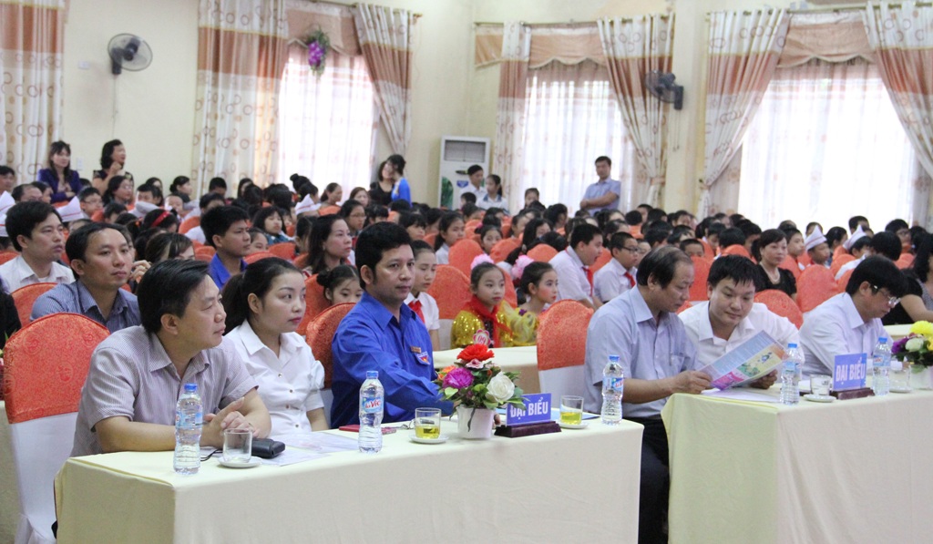 Thiếu nhi Nghệ An thi kể chuyện Bác Hồ - 1 Thiếu nhi Nghệ An thi kể chuyện Bác Hồ