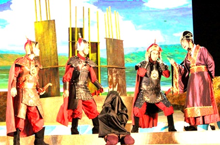 Mãn nhãn đêm cải lương Mai Hắc Đế