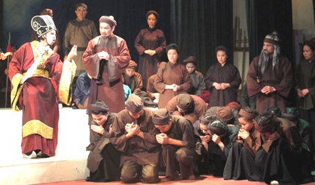 Mãn nhãn đêm cải lương Mai Hắc Đế