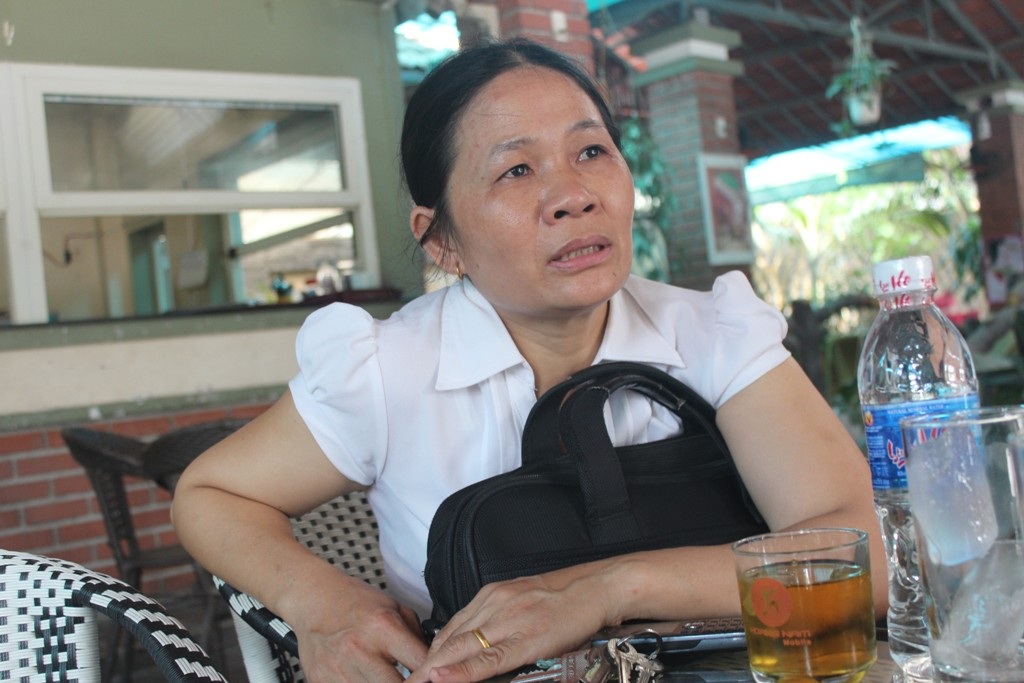  Bà Nguyễn Thị Vân bức xúc: “Tôi khẳng định mình không đánh rơi tiền để ai đó nhặt được”.