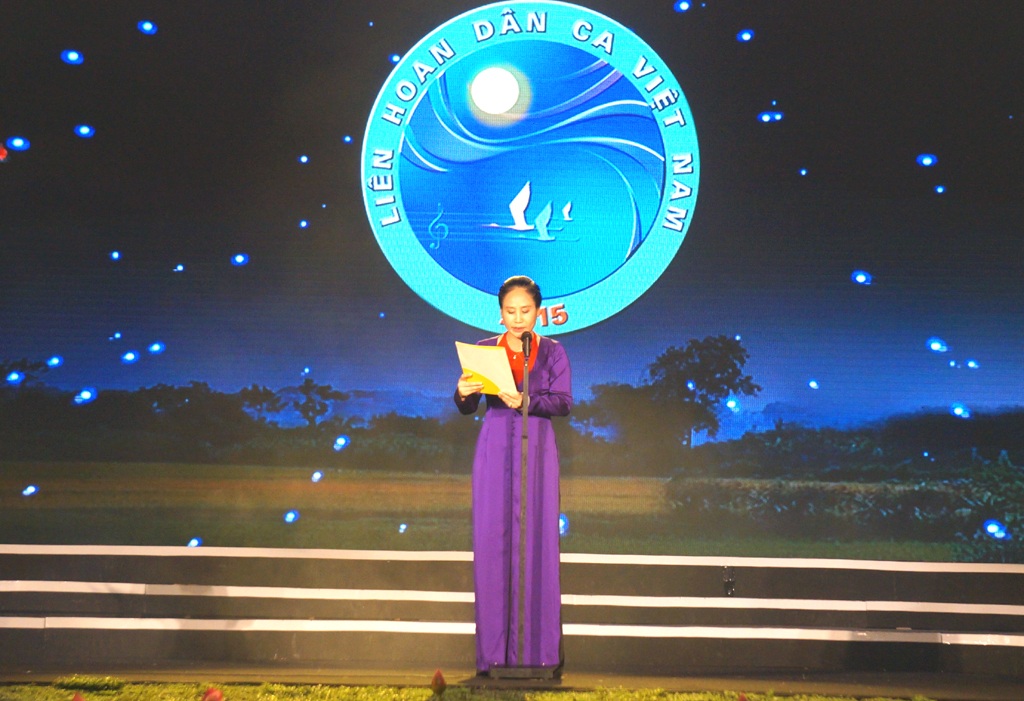 Tiết mục Ví - Giặm giành giải A Chung kết Liên hoan dân ca toàn quốc 2015