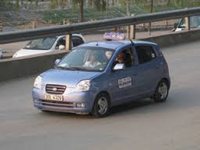 Cơ quan CSĐT đang truy tìm đối tượng cướp taxi. (ảnh, minh họa)